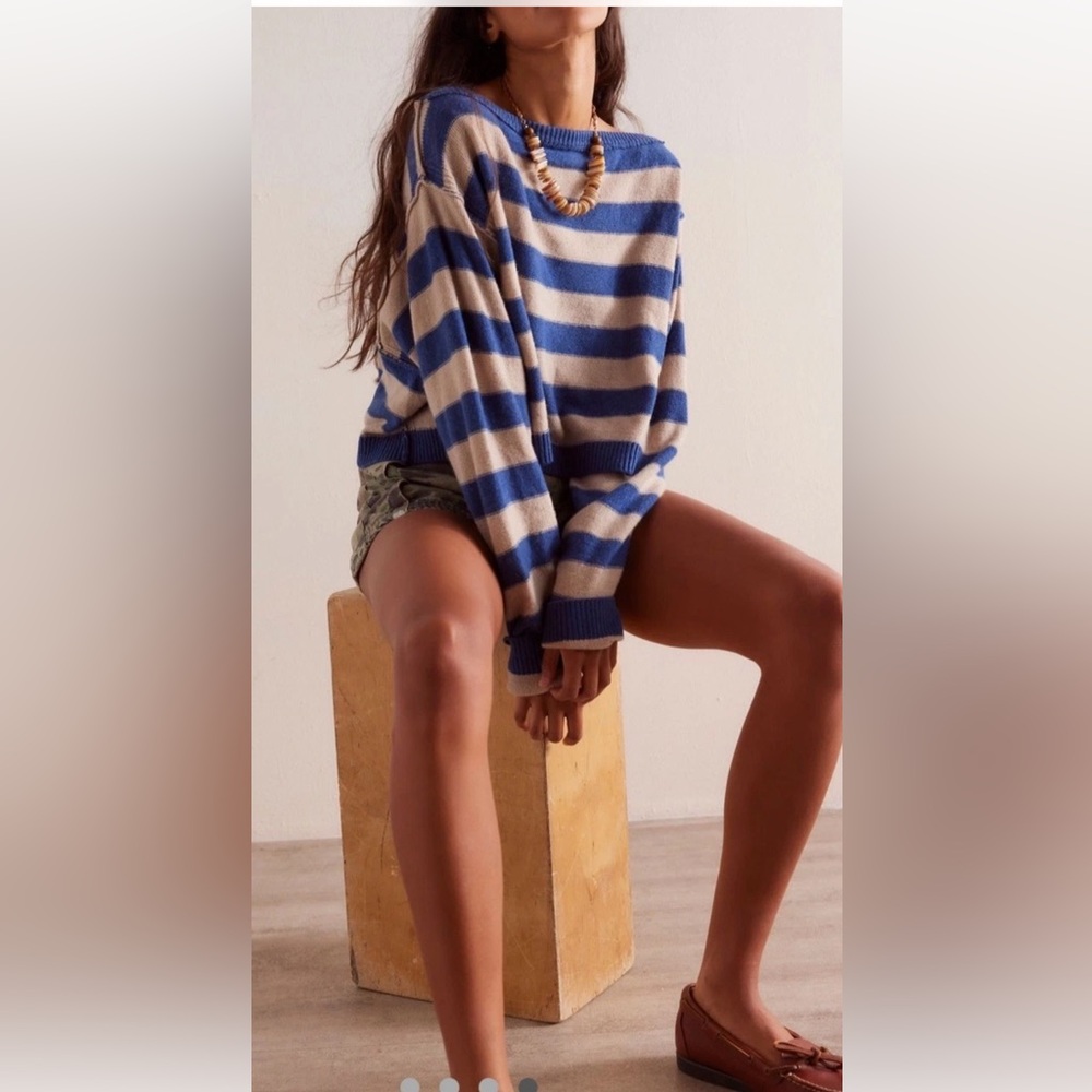 Free People Into The Blue Pullover Cropped We The Free Blue Ivory Combo - Picture 4 of 6
